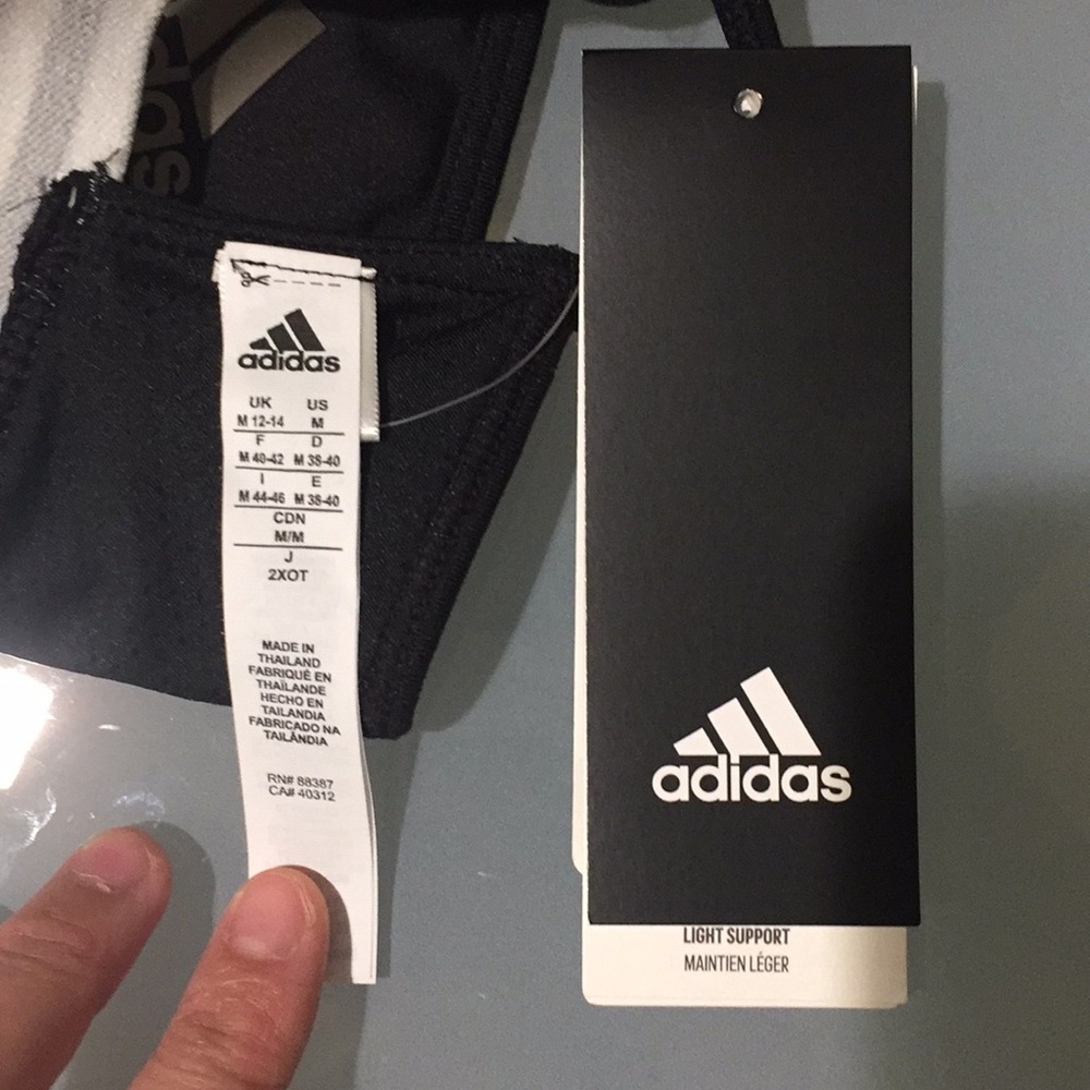 NWT Adidas cross brand strappy sports bra - Picture 4 of 5